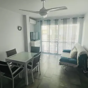 apartamento-centrico-nerja-29780.es-andalucia.com/