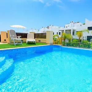 Serena Nerja